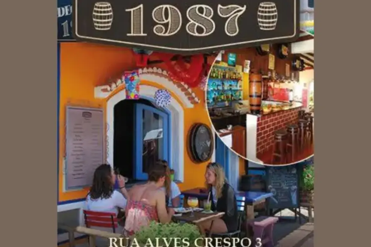 Bar Motel in Ericeira