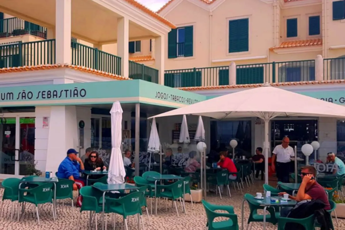 Cyber Café Forum São Sebastião in Ericeira