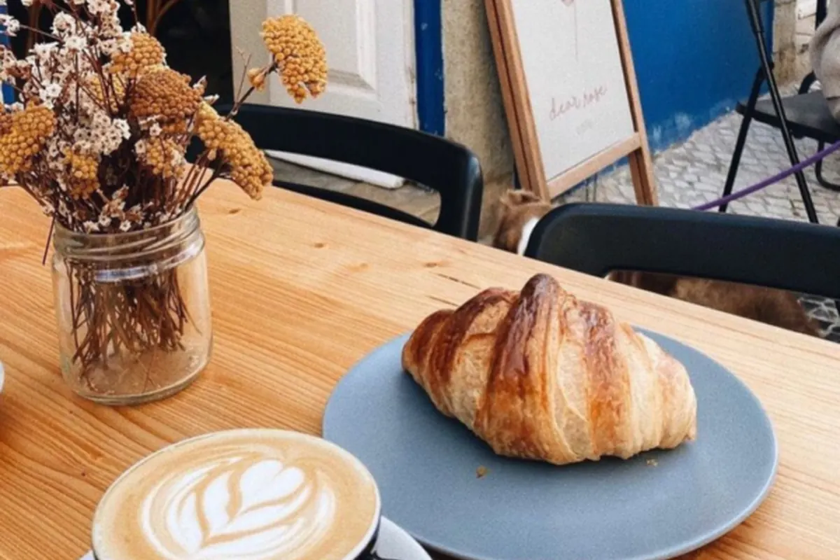 Dear Rose Café in Ericeira