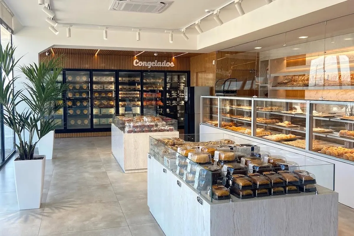 Loja da Fábrica - Grupo Rolo in Ericeira