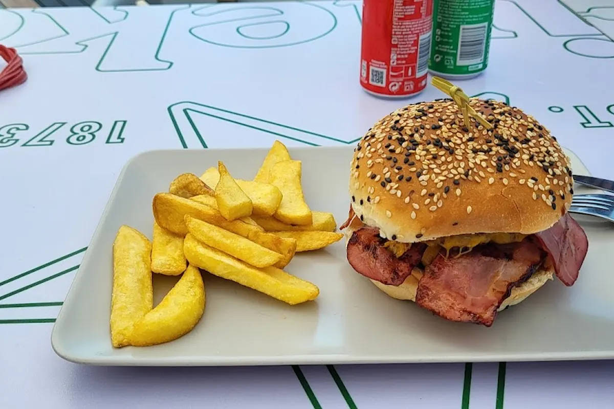 Uber Eats Pickup (Praia da Foz do Lizandro) in Carvoeira